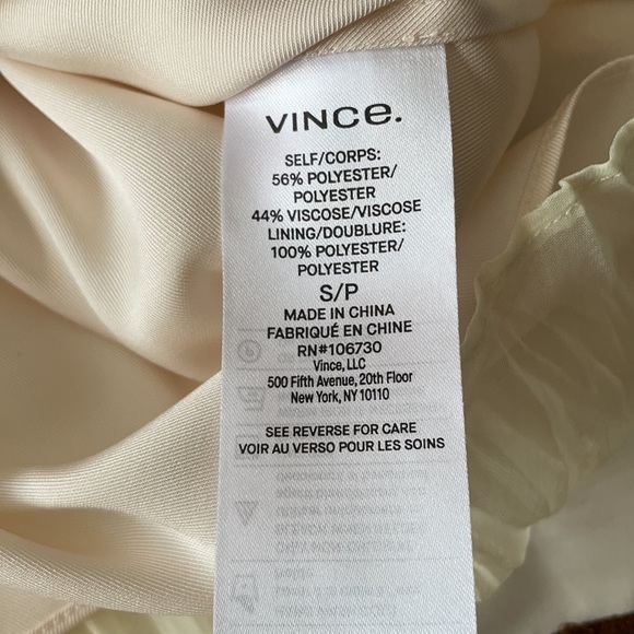 Vince. Delicate pleated top - Picture 5 of 6